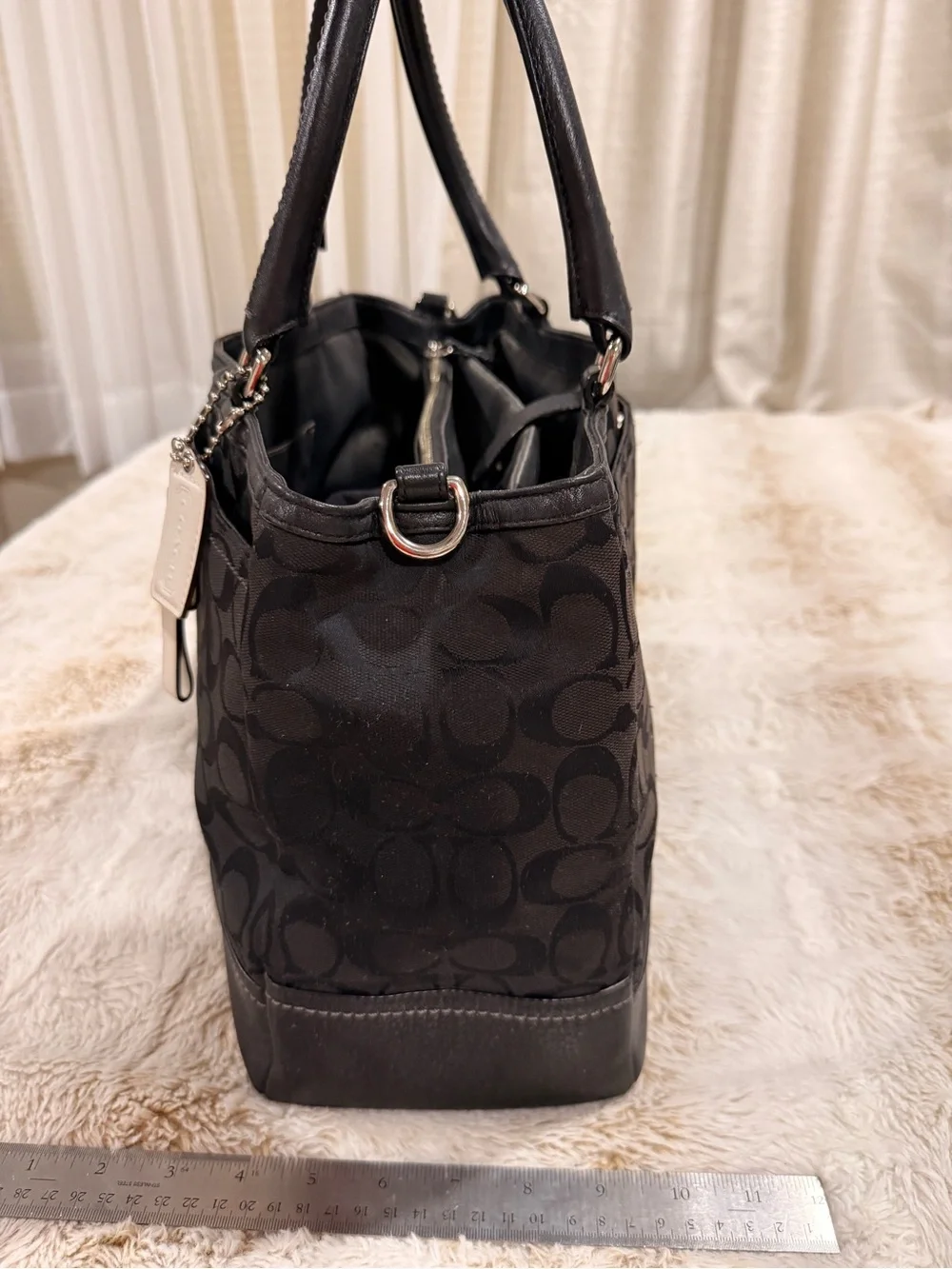 Coach Park Signature Large Carryall F23292 Black Jacquard Leather Tote Shoulder